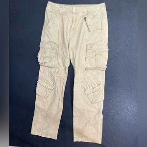 Baggy tan cargo pants
